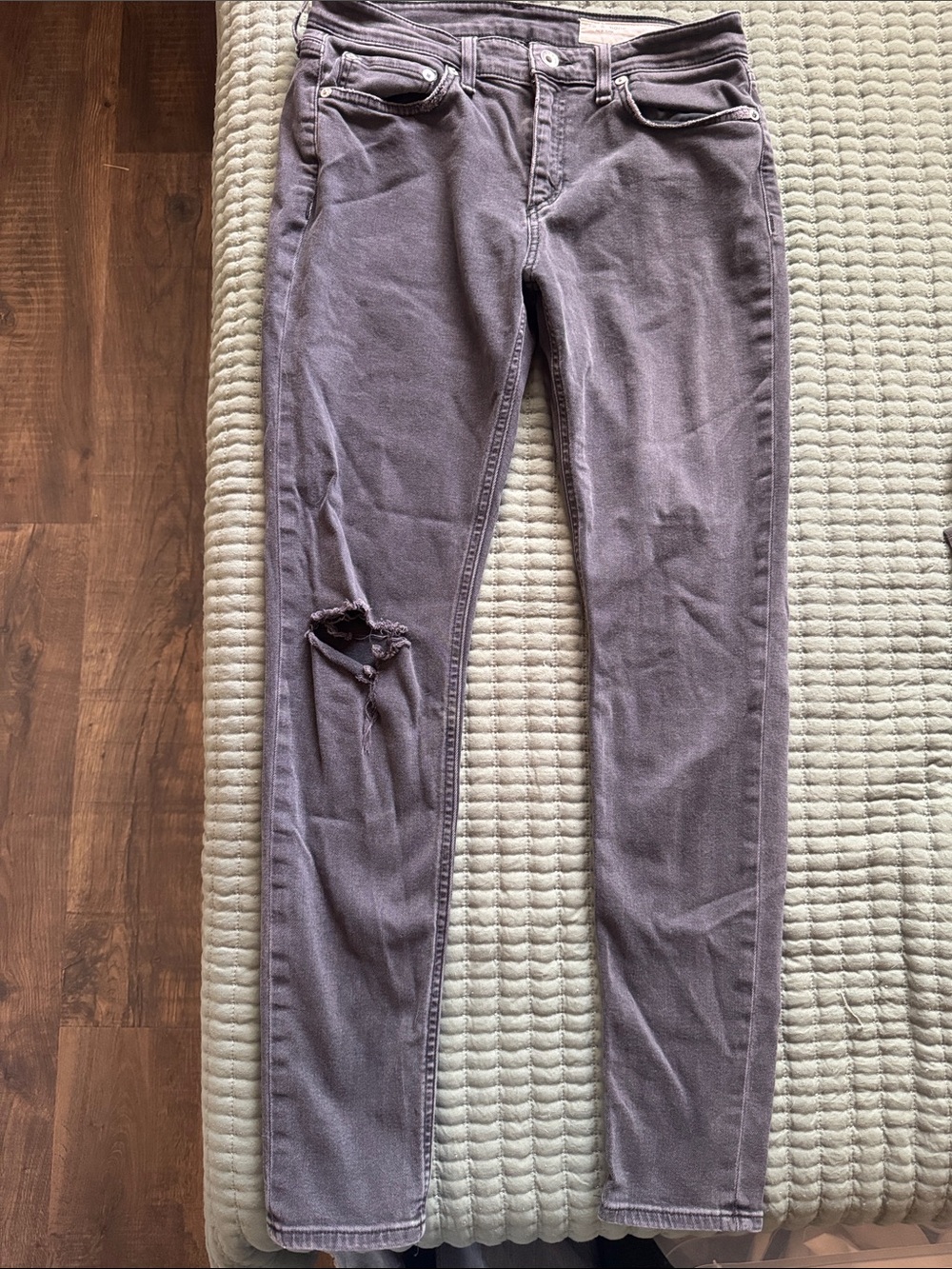 rag & bone dark greyish black Skinny Jeans with Distressed Knee